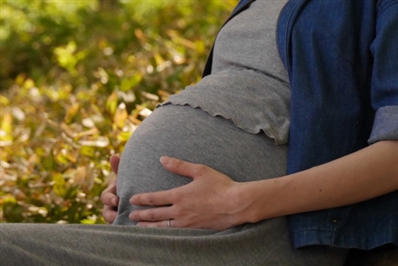 大き 妊婦 お腹 さ の 妊娠10週のお腹の大きさは？注意点は？先輩ママの体験談も！【産婦人科医監修】｜Milly ミリー